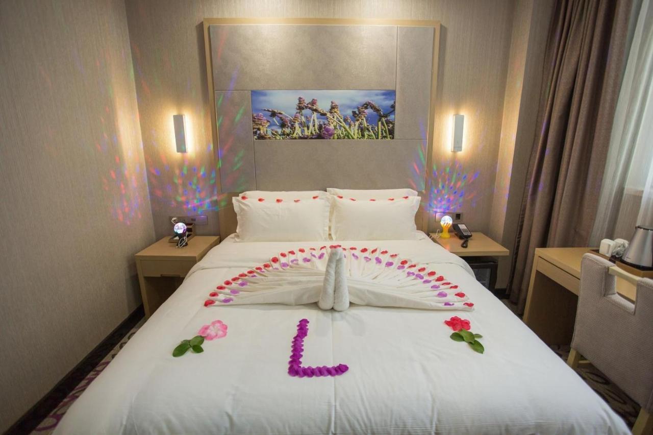 Lavande Hotels Heze Changjiang Road Wanda Plaza Exteriér fotografie